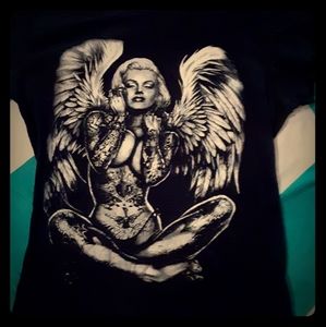 Marilyn started down t shirt